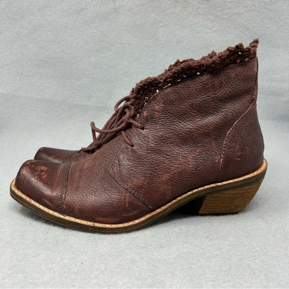 Anthropologie Latigo Kat Crochet Heeled Lace Up Ankle Boots Women’s Size 6.5M